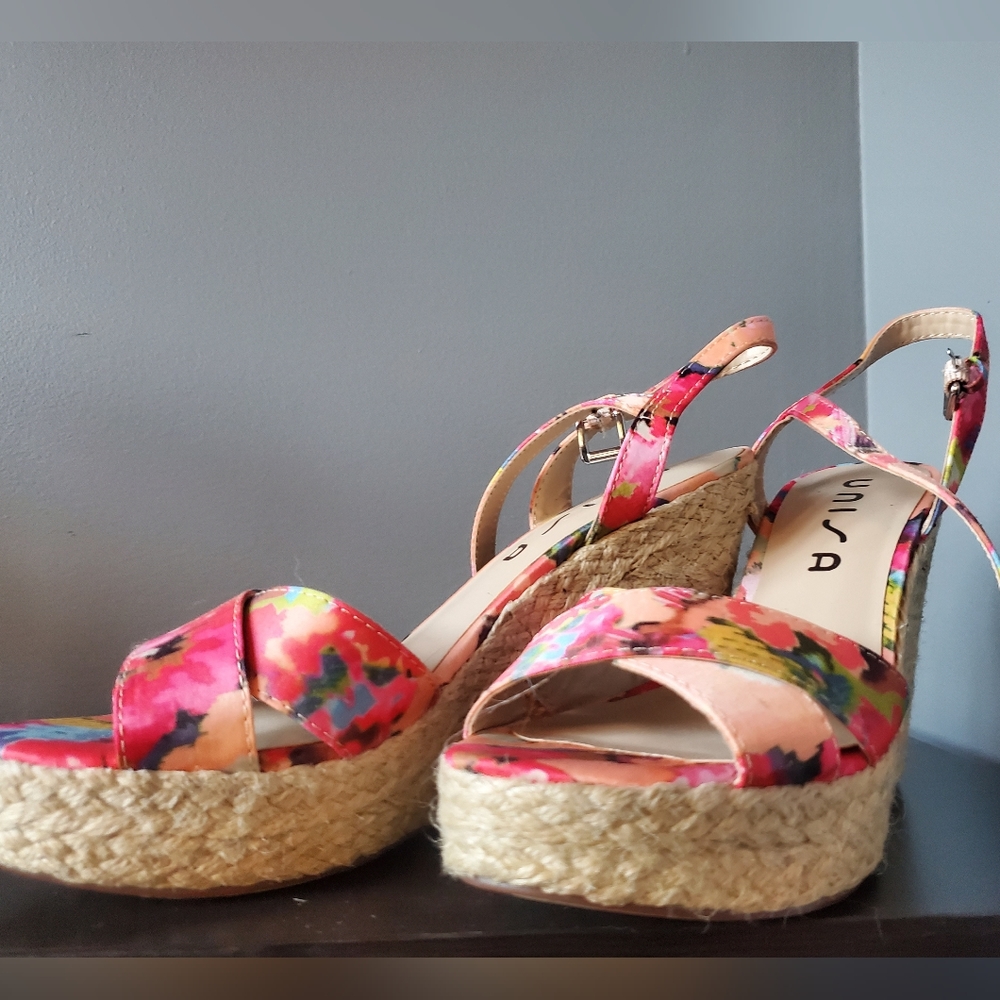 UNISA Platform Strappy Heels